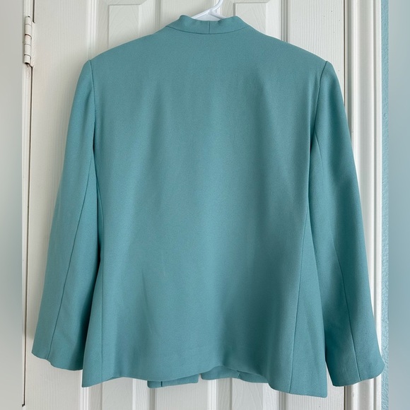 Vintage Henry Lee Teal Green Blazer w/ Lace and Pearl Buttons. Size 12P. - Picture 4 of 4